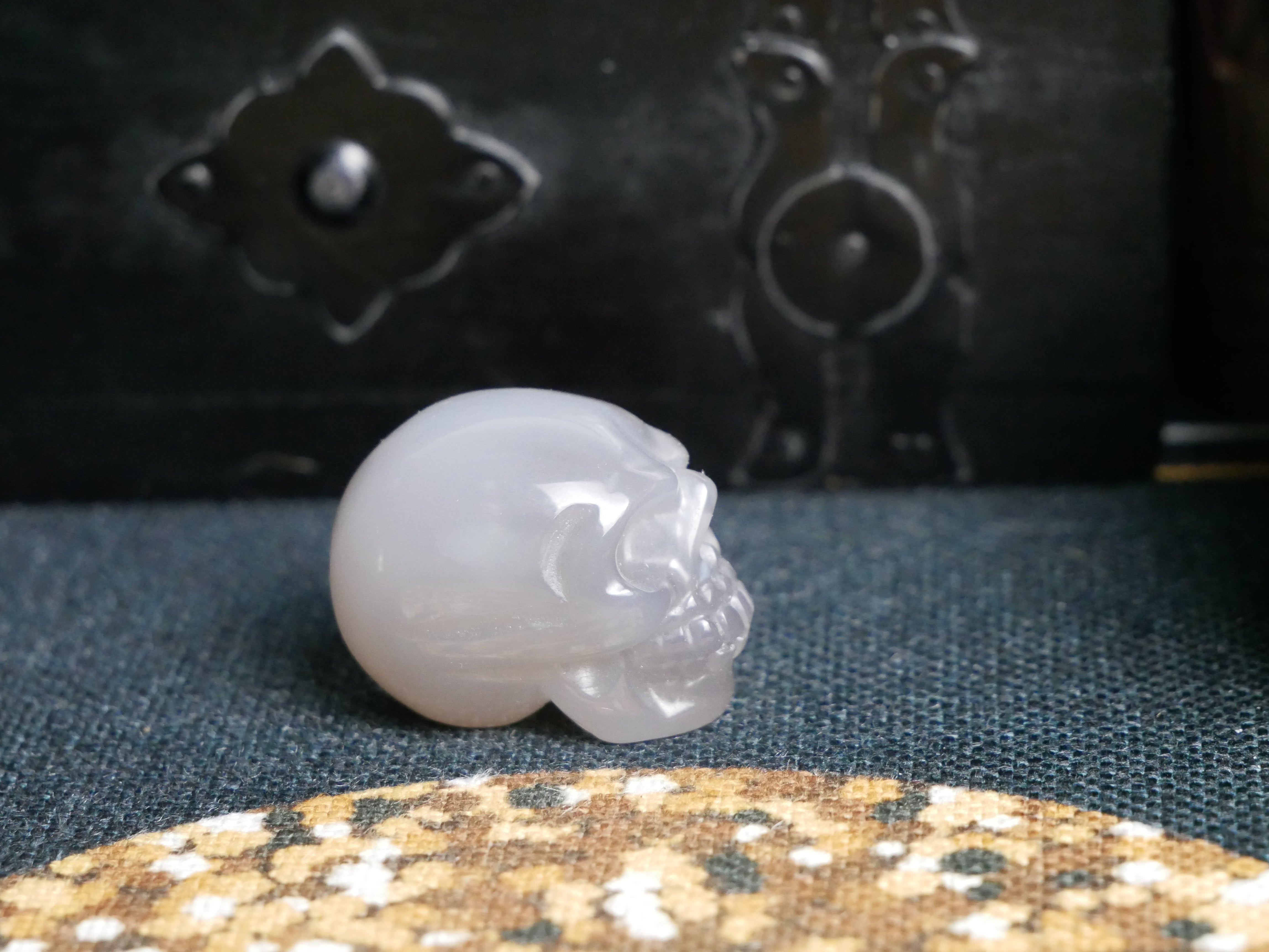 Agate Skull